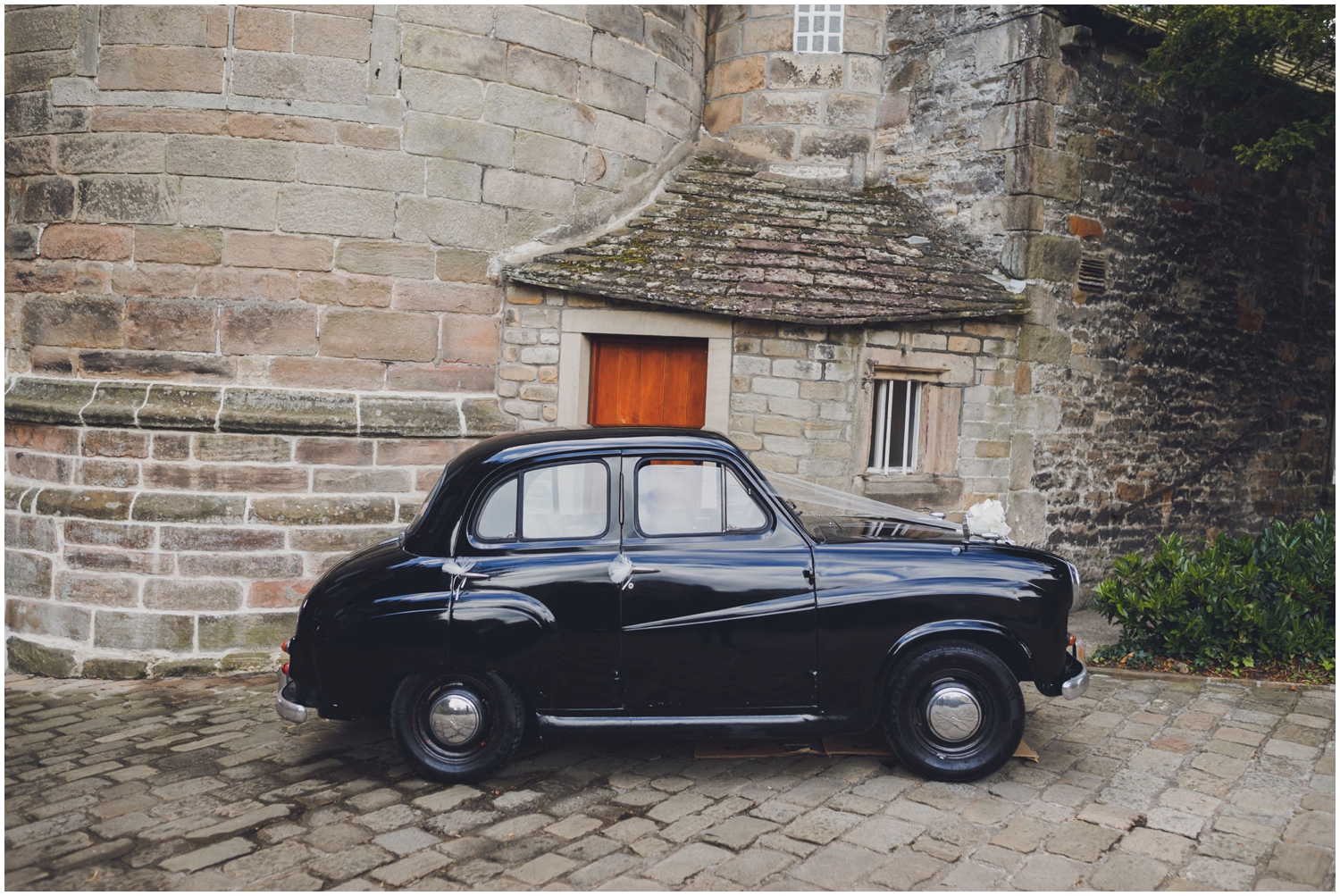 skipton castle wedding photographer