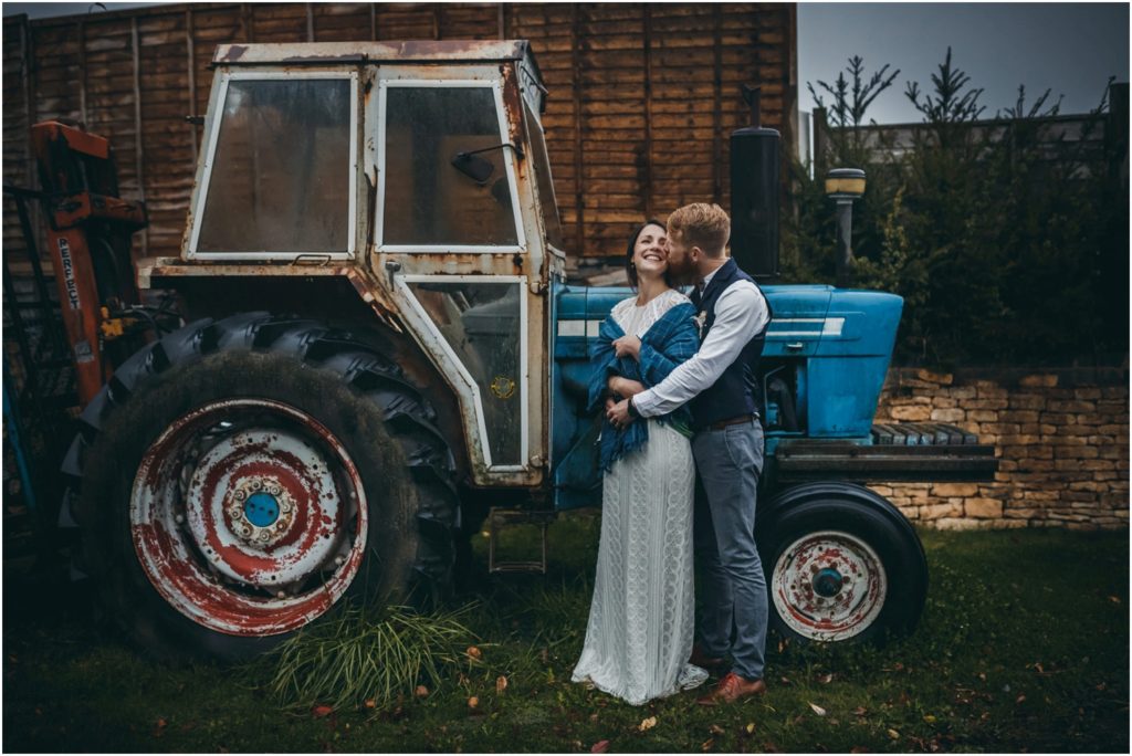 Cotswolds tipi wedding